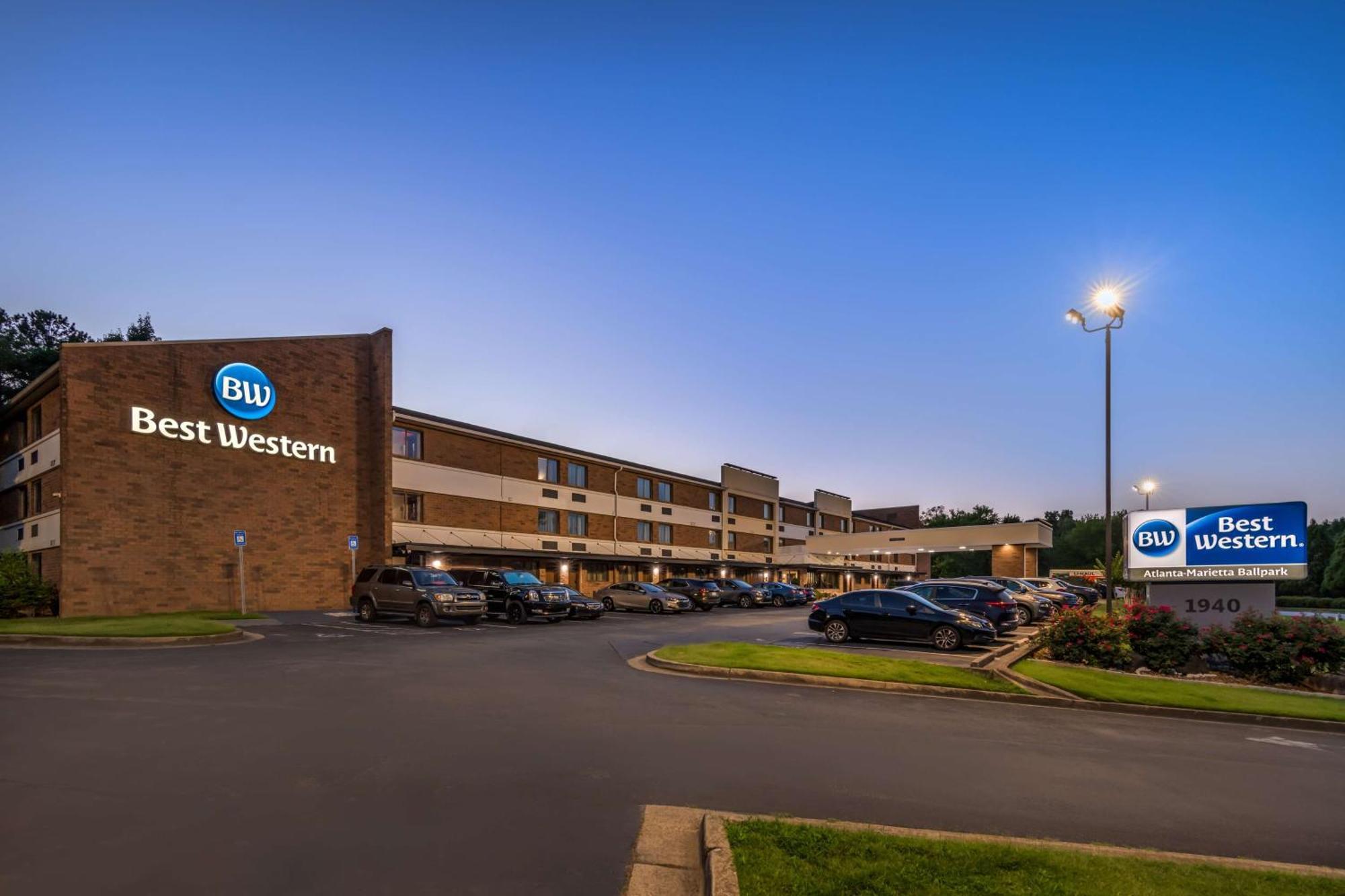 Best Western Atlanta-Marietta Ballpark Hotel Waterford Exterior foto
